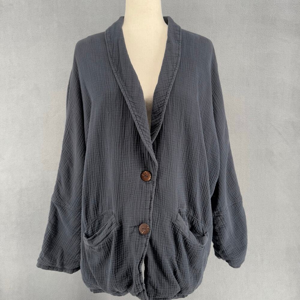 Free People Slouchy Button Front Dolman Cardigan Blazer Small Crinkle Cotton